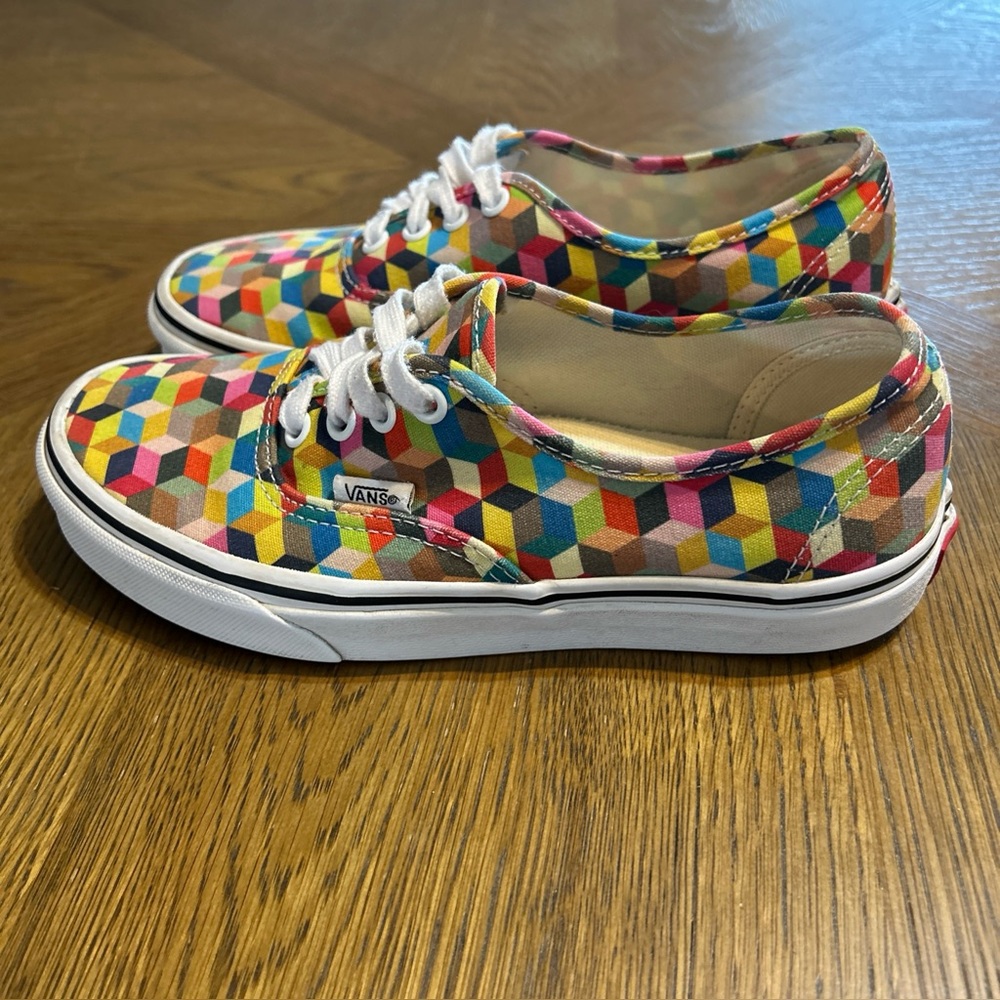 Vans Off The Wall Sneakers/Skate Shoes, Multi-color Mens 5.5 Womens 7